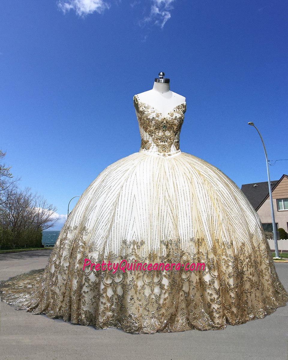Champagne Beading Straps Two Pieces Quinceanera Dress with Train